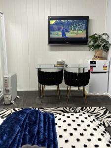 Devonport Breeze Escape