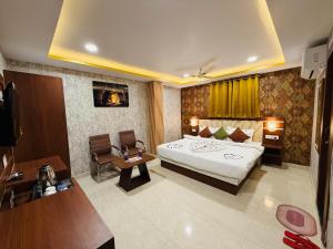 Hotel Golden Crystal