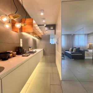 Modzelewskiego, metro Wierzbno, free parking by Cosmo Spirit