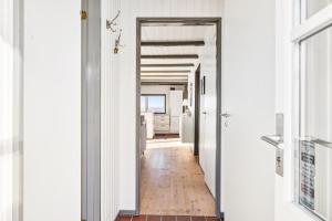 Holiday Home At Egsmark Beach With Panoramic Views Of Ebeltoft Bay And Mols Bjerge Close To The Beach, Nature And Ebeltofts Attractions