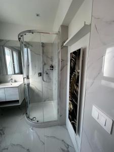 Habitación Familiar con baño privado