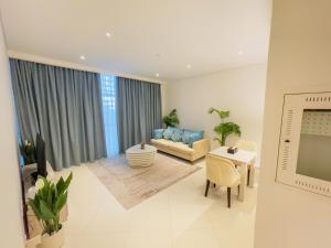 Vserve Comfy & Relaxing 1 BDR Retreat At the Palm