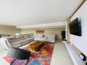 11 Woodridge Forest Estate