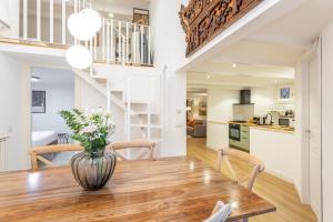 Daplace - Iris Apartment