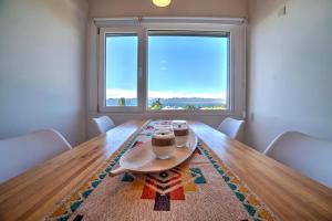 Vista al Lago y Montañas - Cercano Centro