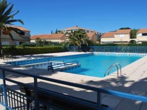 Studio Calme au Lavandou, 500m Plage, Piscine, Parking, Clim, Terrasse Privative, 4 Couchages - FR-1-803-7