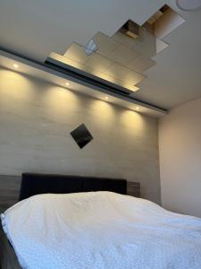 Place to Be - Modern Jacuzzi House in Vozdovac