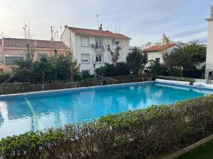 Le Candie T3 Bord de Mer Piscine et Parking