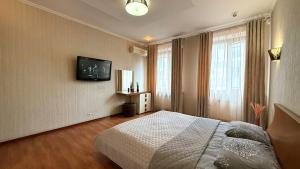 Calm Central Apartment