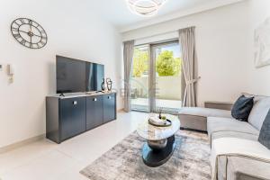 Near Dubai Water Canal 1BR with Spacious Balcony, Creekside 18 A, Creek Harbour by Deluxe Holiday Homes