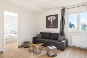 Apartment 2 bedroomed Lena Montry