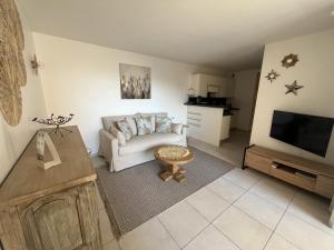 Frejus Plage Le Capitole T2 35m2 Climatise balcon