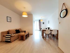 Studio MewaSun 33