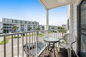 Plantation East #2208