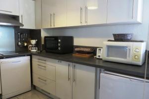AGREABLE APPARTEMENT RENOVE EN REZ DE JARDIN AVEC PARKING