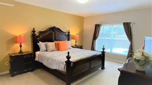 Comfort Home with BBQ, Private Pool & Hot tub