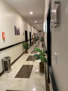 ركن الرمال للشقق المخدومة