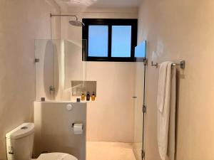 Tulum groups home for 7 guest with 2 bedrooms Balcony Common Pool Gym Yoga and mini Market Ximbal