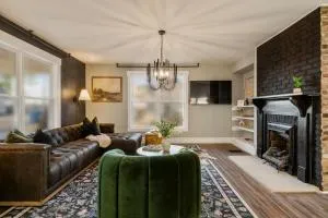 Historic Downtown Spot - On The Bourbon Trail - Versailles