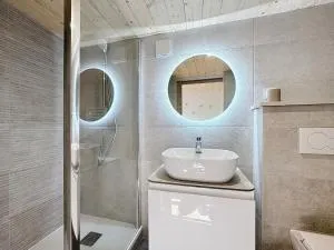 La Fleurie - Anse Centre - Chambre et Salle de bain privée - Anse