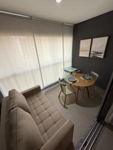 Novo e completo Studio em Moema-14 andar-ONJurupis