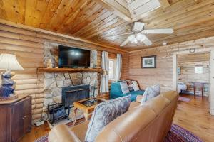 Grand Lake Cabin Escape