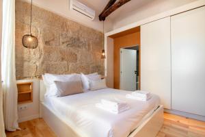 Olive Tree House by LovelyStay