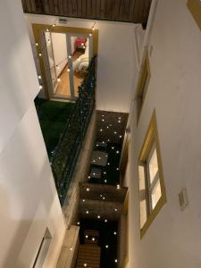 Gorgeous rooftop 2-bed apt with beautiful view