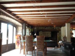 Villa spacieuse avec piscine à Le Chambon-sur-Lignon