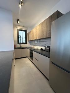 204 Lux Suites Level2 Tower 206