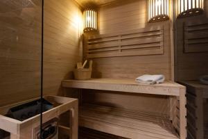 Black Room Suite and SPA