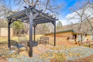 Half-Mi to Jemez Hot Springs Cozy Cabin Getaway! - Cuba