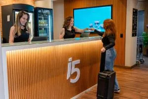 i5 Hotel - Taguatinga - 塔瓜汀加