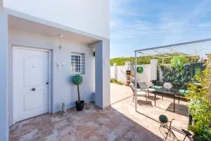 WintowinRentals Chalet with a Huge Terrace in Campanillas - Málaga