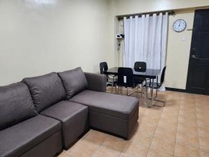 2BR Condo near BGC