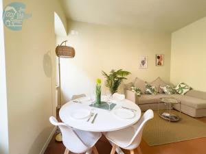 Cadorna 14 Tirabora Short Rent