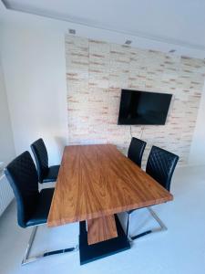 Luna Deluxe Magellana