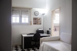 Iconic Luxury Penthouse in the Heart of Milan