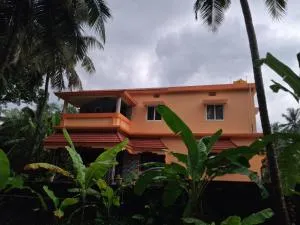 Satvik Life Homestay-Pure Veg,No Drinking & No Smoking - Sirsi