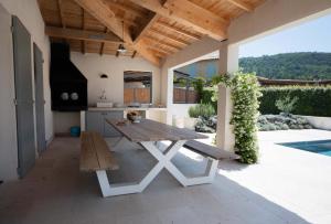 Villas Villa Beaumont 84MONT : photos des chambres