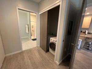 Lightning Luxe Retreat