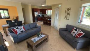 PazinosNeveli Cottage