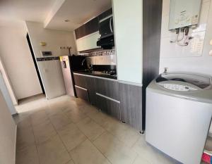 Apartaestudio de 2 habitaciones cerca a provenza y el tesoro