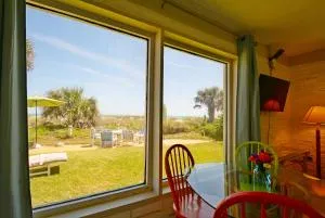 Unit 119 Direct Oceanfront Views 2br Heated Pool - South Cocoa Beach
