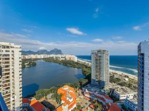 Luxurious Apartment by the Sea in Barra da Tijuca