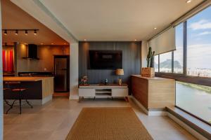 Luxurious Apartment by the Sea in Barra da Tijuca