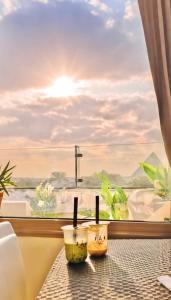 Akasia Pyramids View