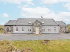 Cúnna Bán - Derreen