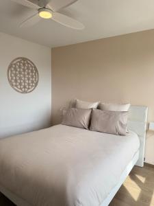 Appartements Le Doublaix - Superbe T3 neuf - Parking prive - : photos des chambres