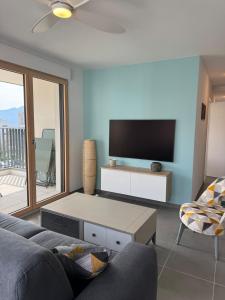 Appartements Le Doublaix - Superbe T3 neuf - Parking prive - : photos des chambres